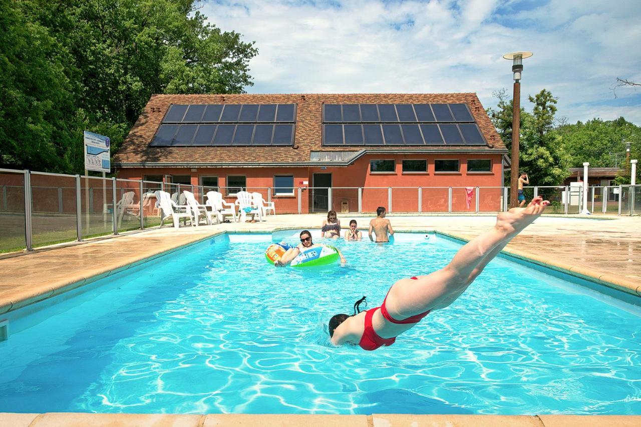 Onlycamp Le Pont Romain Yvré-lʼÉvêque Dış mekan fotoğraf