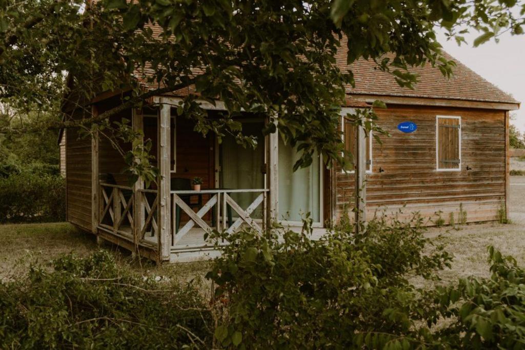 Onlycamp Le Pont Romain Yvré-lʼÉvêque Dış mekan fotoğraf